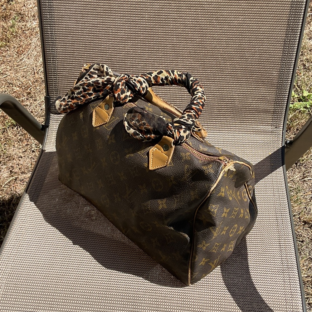 Louis Vuitton classic vintage speedy 30 with Leopard Accent - Picture 3 of 10